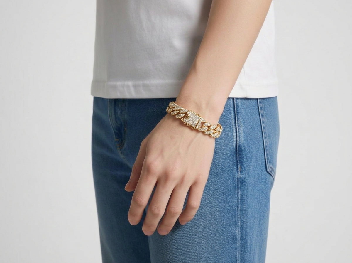 ICED CUBAN BRACELET | GOLD